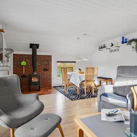 בית נופש Awesome In With Kitchen *