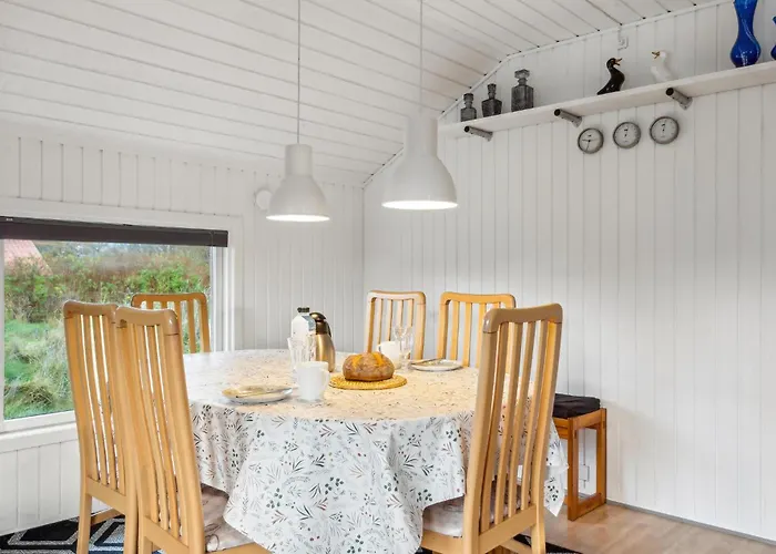 Semesterbostad Awesome In With Kitchen Hemmet